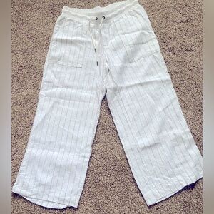 Athleta Linen Capris